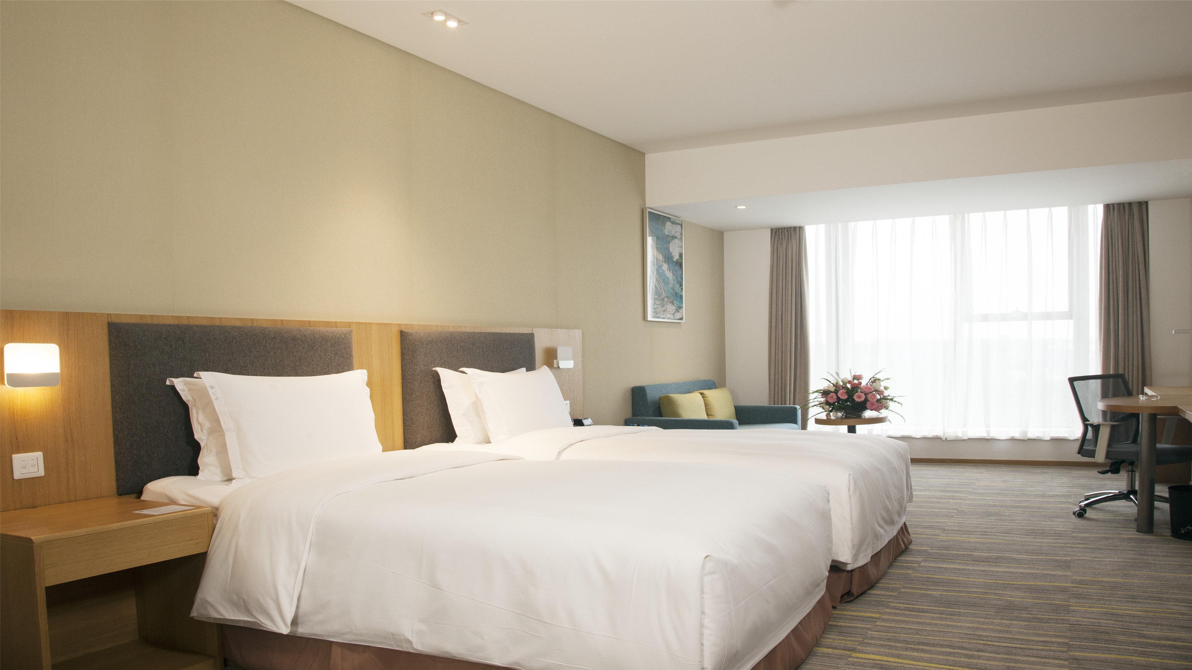 Holiday Inn Express Chengdu Airport Zone Free Shuttle From Shuangliu International Airport To Hotel ,Welcome Drink ภายนอก รูปภาพ