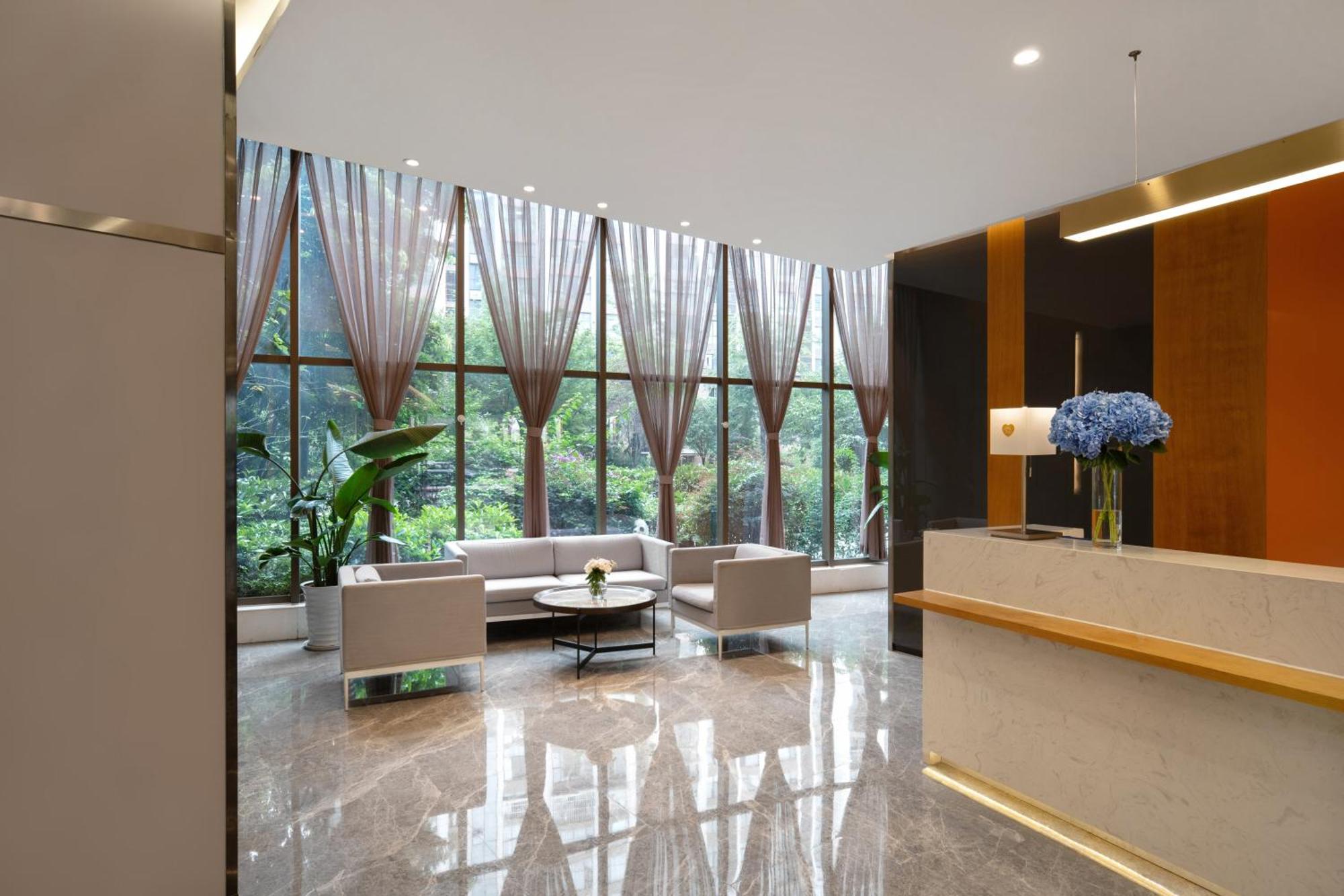 Holiday Inn Express Chengdu Airport Zone Free Shuttle From Shuangliu International Airport To Hotel ,Welcome Drink ภายนอก รูปภาพ