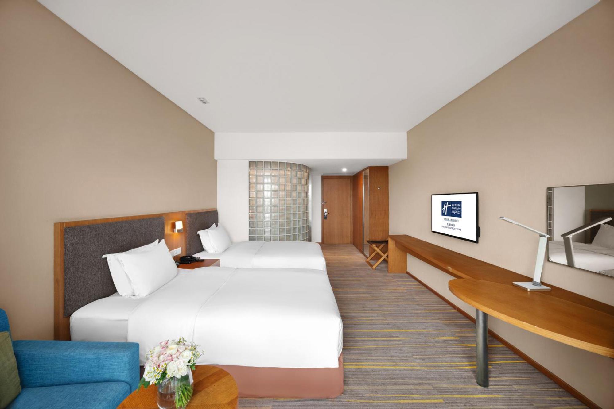 Holiday Inn Express Chengdu Airport Zone Free Shuttle From Shuangliu International Airport To Hotel ,Welcome Drink ภายนอก รูปภาพ