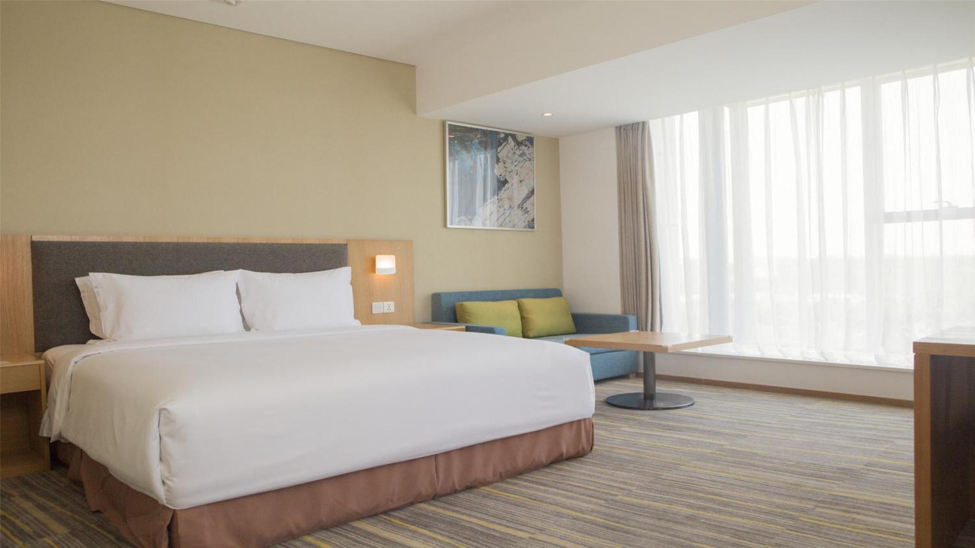Holiday Inn Express Chengdu Airport Zone Free Shuttle From Shuangliu International Airport To Hotel ,Welcome Drink ภายนอก รูปภาพ