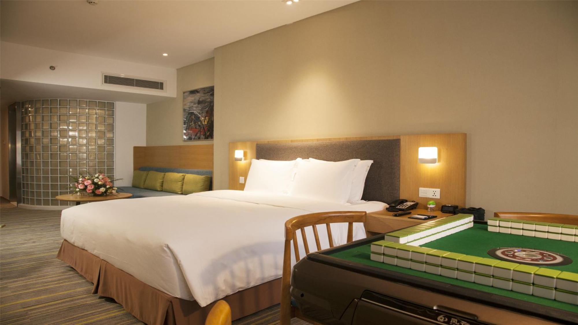 Holiday Inn Express Chengdu Airport Zone Free Shuttle From Shuangliu International Airport To Hotel ,Welcome Drink ภายนอก รูปภาพ
